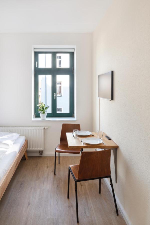 Tinytiny Modernes Studio Apartment In Plagwitz ライプツィヒ エクステリア 写真